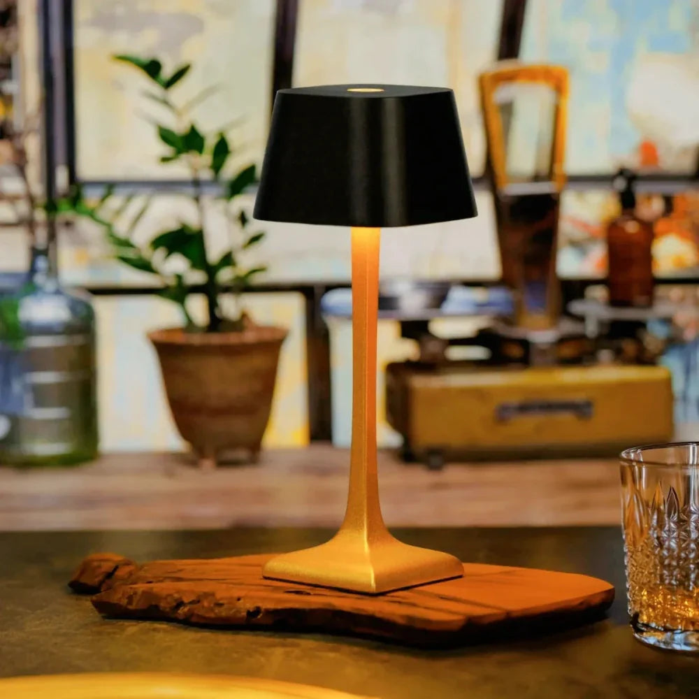 Vireonn - Klassisk Lang Vandtæt Indendørs Bordlampe