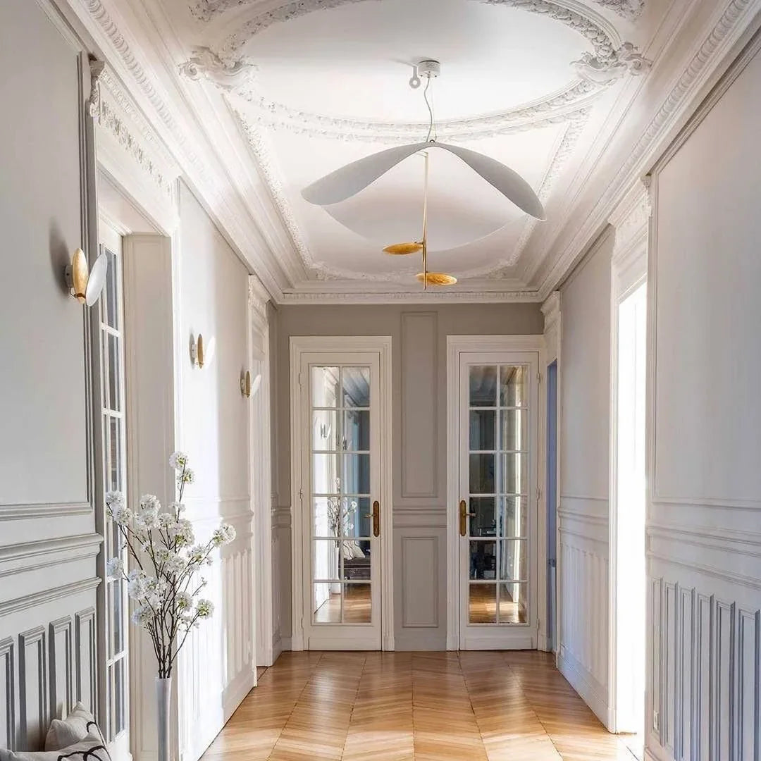 Elayvia – Minimalist Sculptural Pendant Chandelier