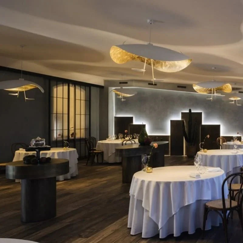 Elayvia – Minimalist Sculptural Pendant Chandelier