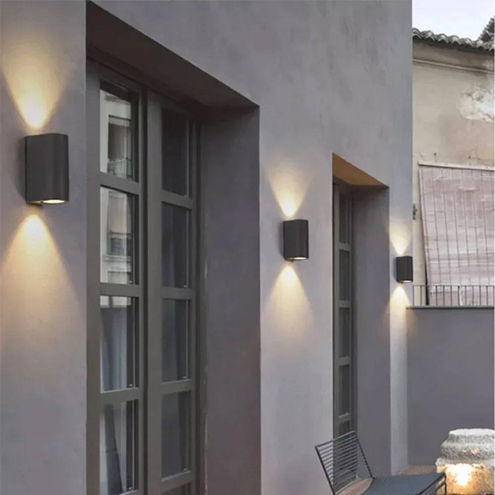 Vira - LED Væglampe