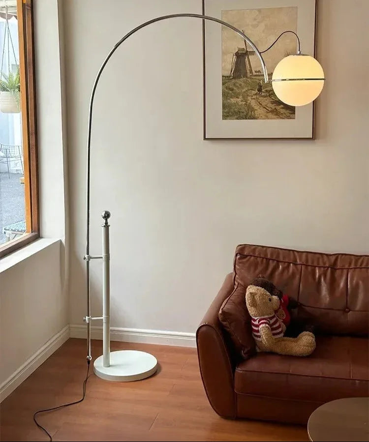 Lurevan – Szél Állólámpa