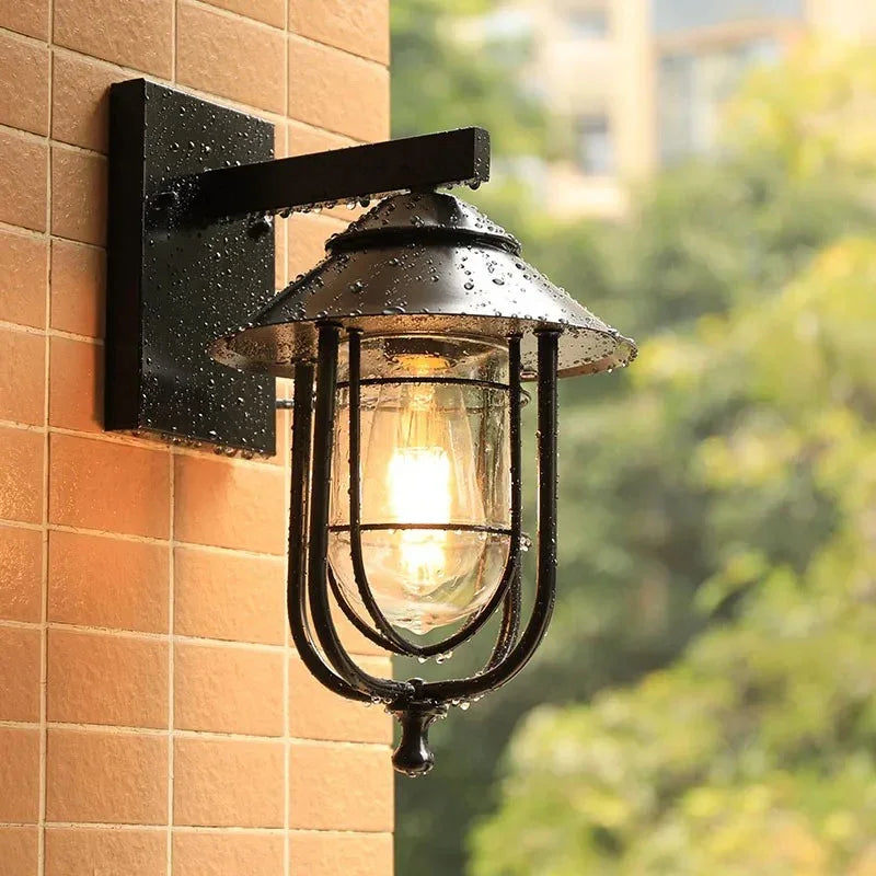 Thandor - Vintage Outdoor Wall Lamp
