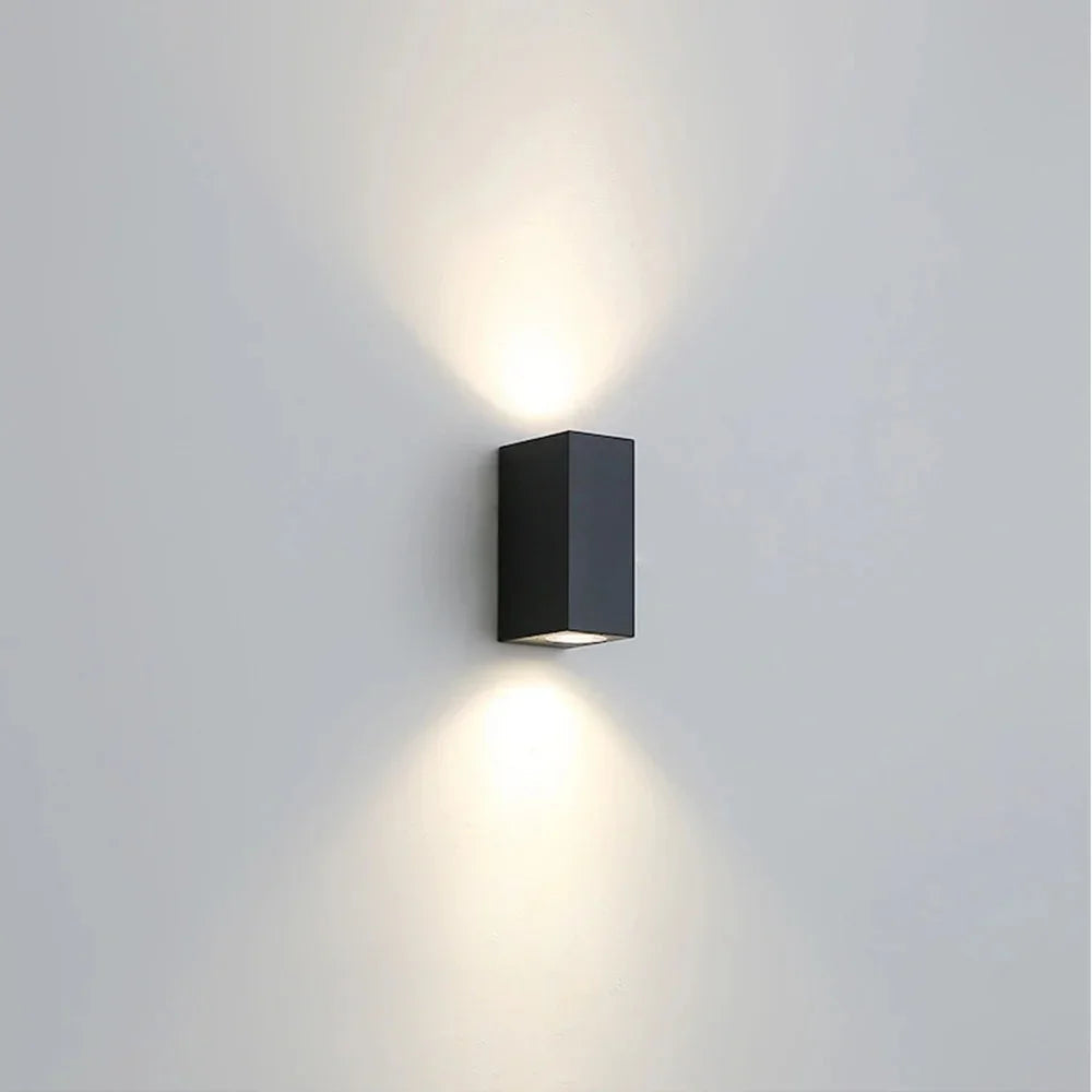 Vira - LED Væglampe