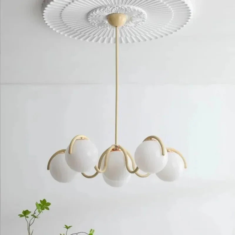 Solenyra – Modern Sculptural Pendant Chandelier