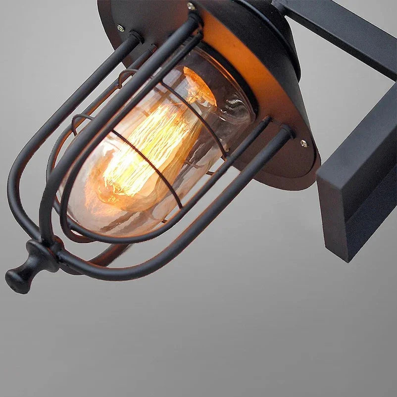 Thandor - Vintage Outdoor Wall Lamp