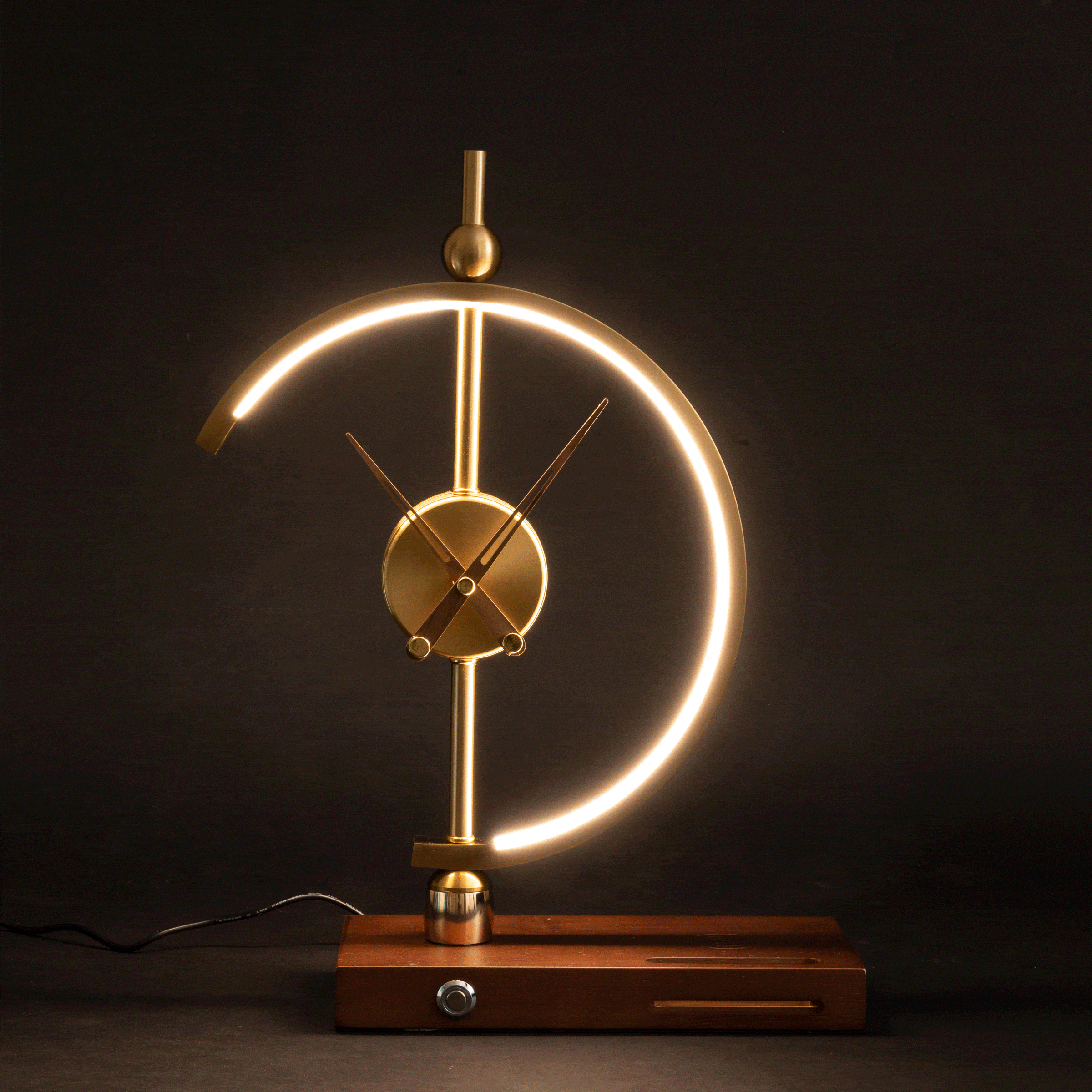 Navora – Wireless Lamp Clock Charger