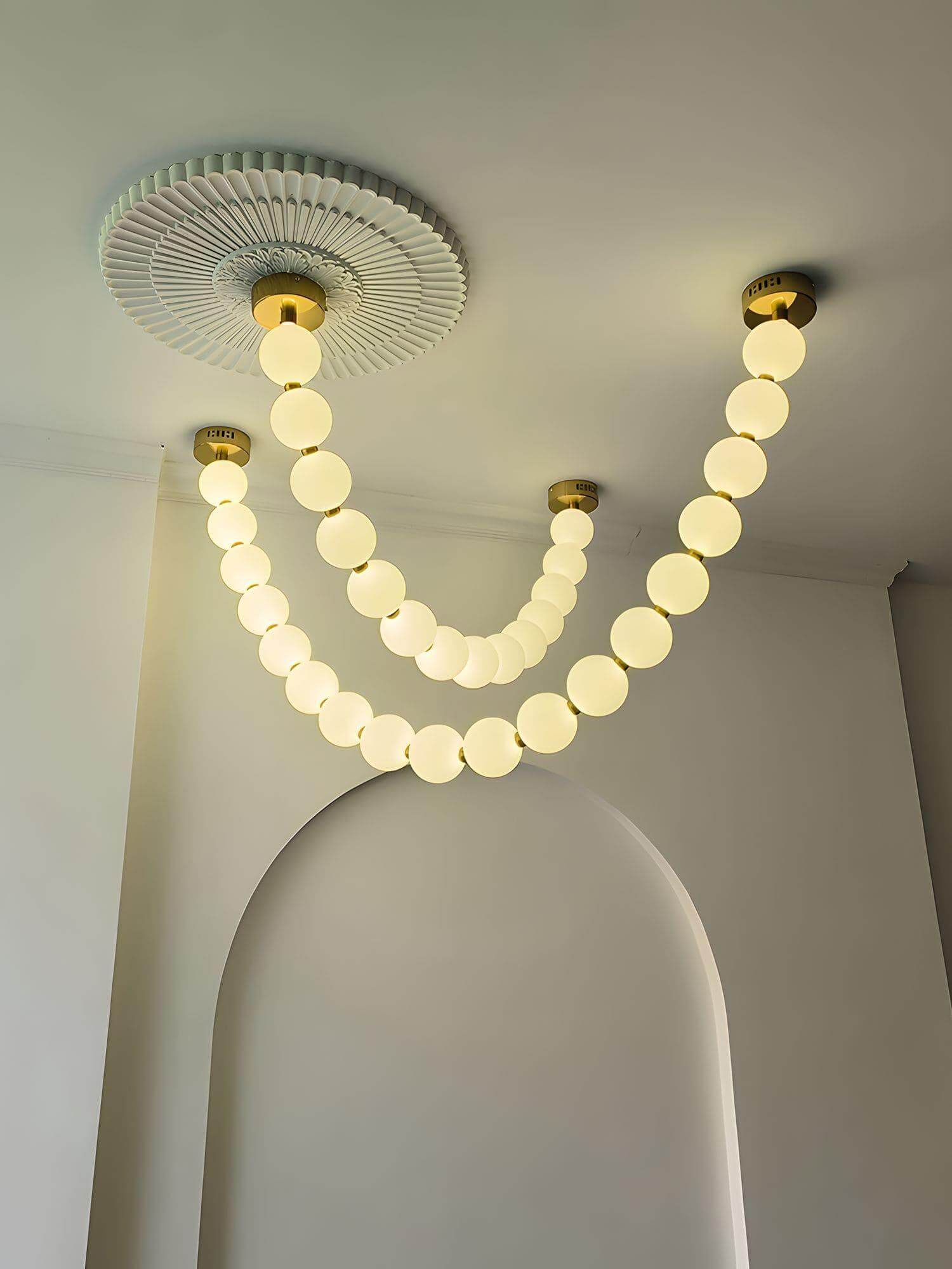 Ploura - Pearl Chandelier