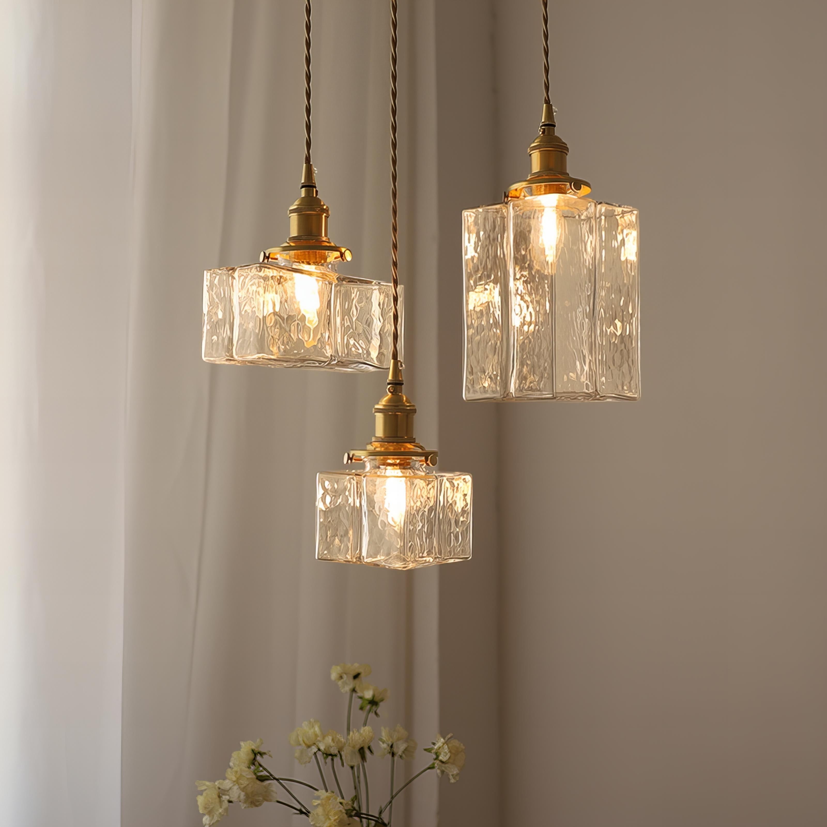 Urevyn – Retro závěsná skleněná lampa