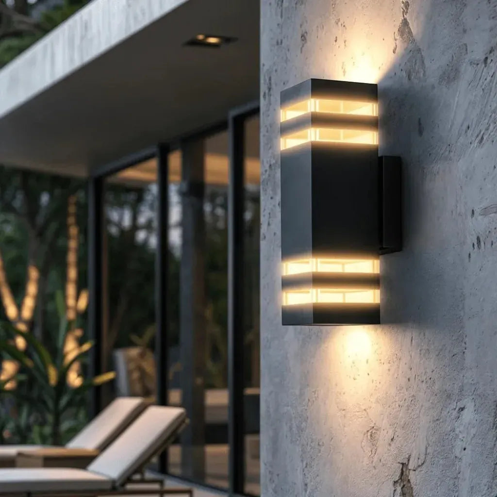 Brevon – Waterproof LED Exterior Wall Sconce