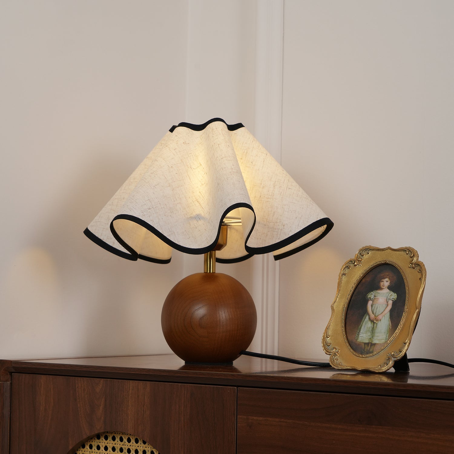 Mirelle - Lampada da tavolo con paralume in tessuto Wave Crest